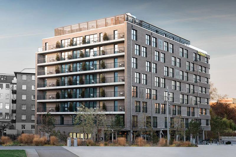 Moderne Wohnhausaufnahme in Berlin, erstellt von einem Immobilienfotografen.